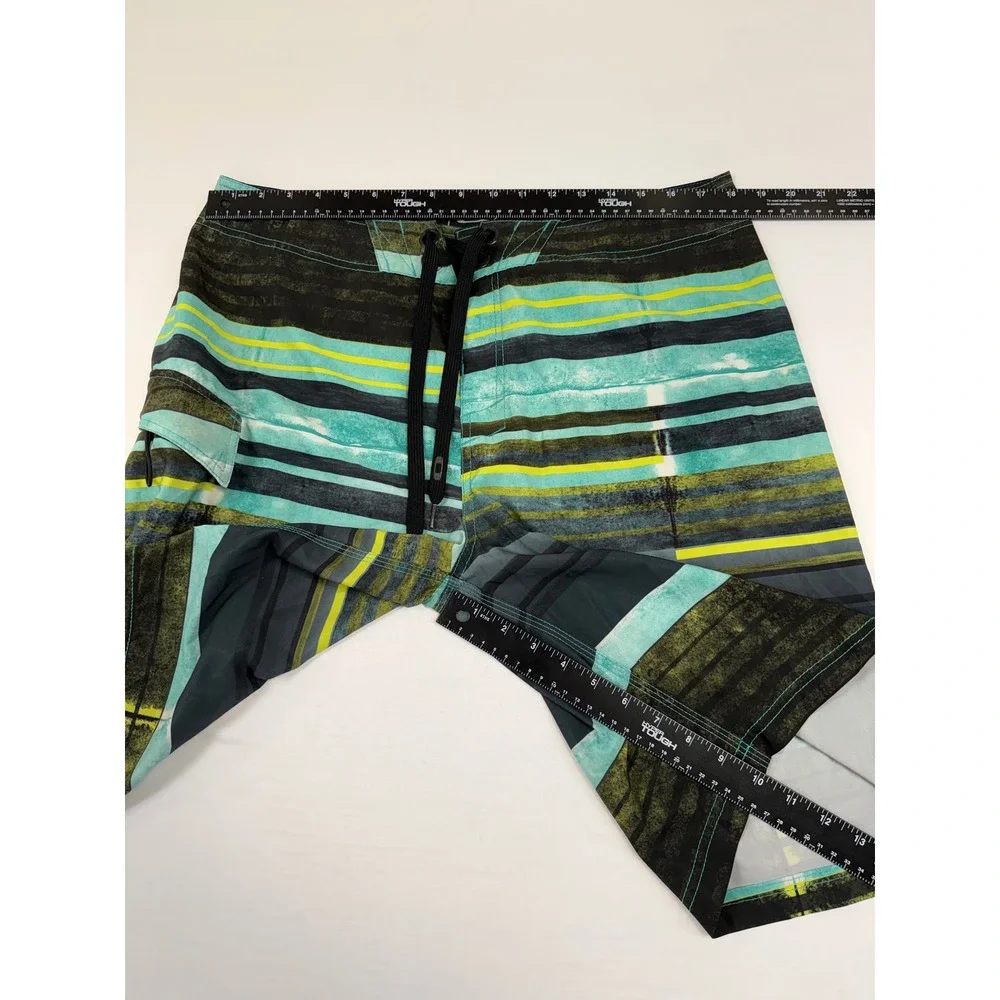 Oakley Men's Striped Board Shorts Black Teal Neon Yellow‎ Size 36